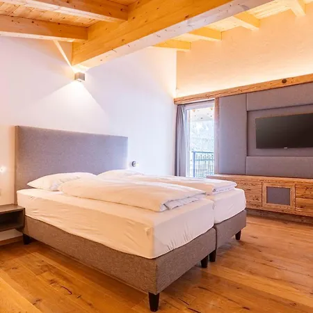 Zugspitz By Alps レルモース