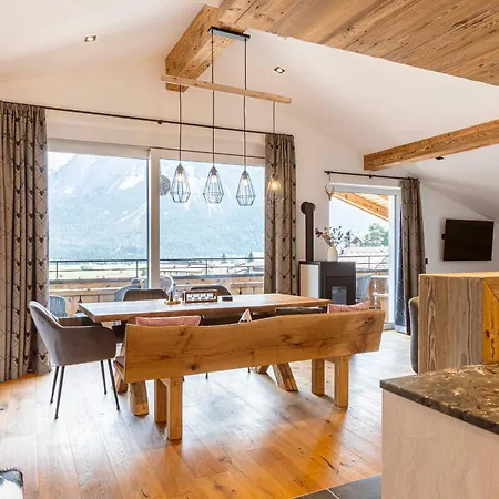 Zugspitz By Alps * Lermoos