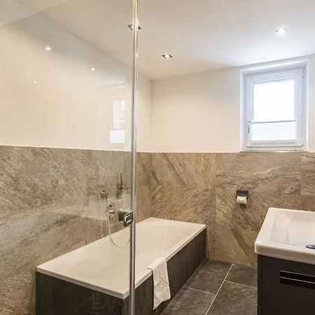 Zugspitz By Alps レルモース