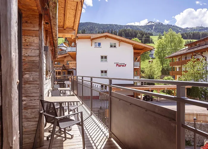 Zugspitz By Alps Daire Lermoos